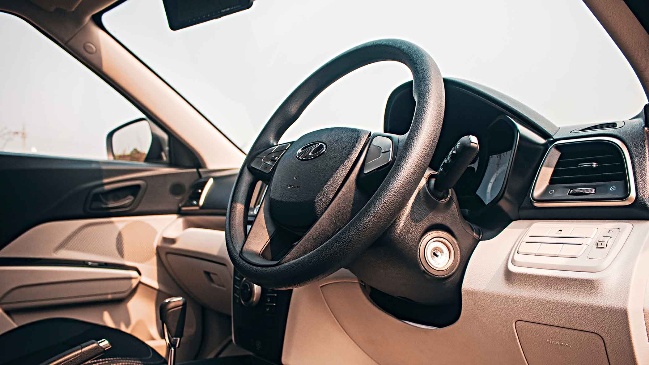 mahindra4.jpg