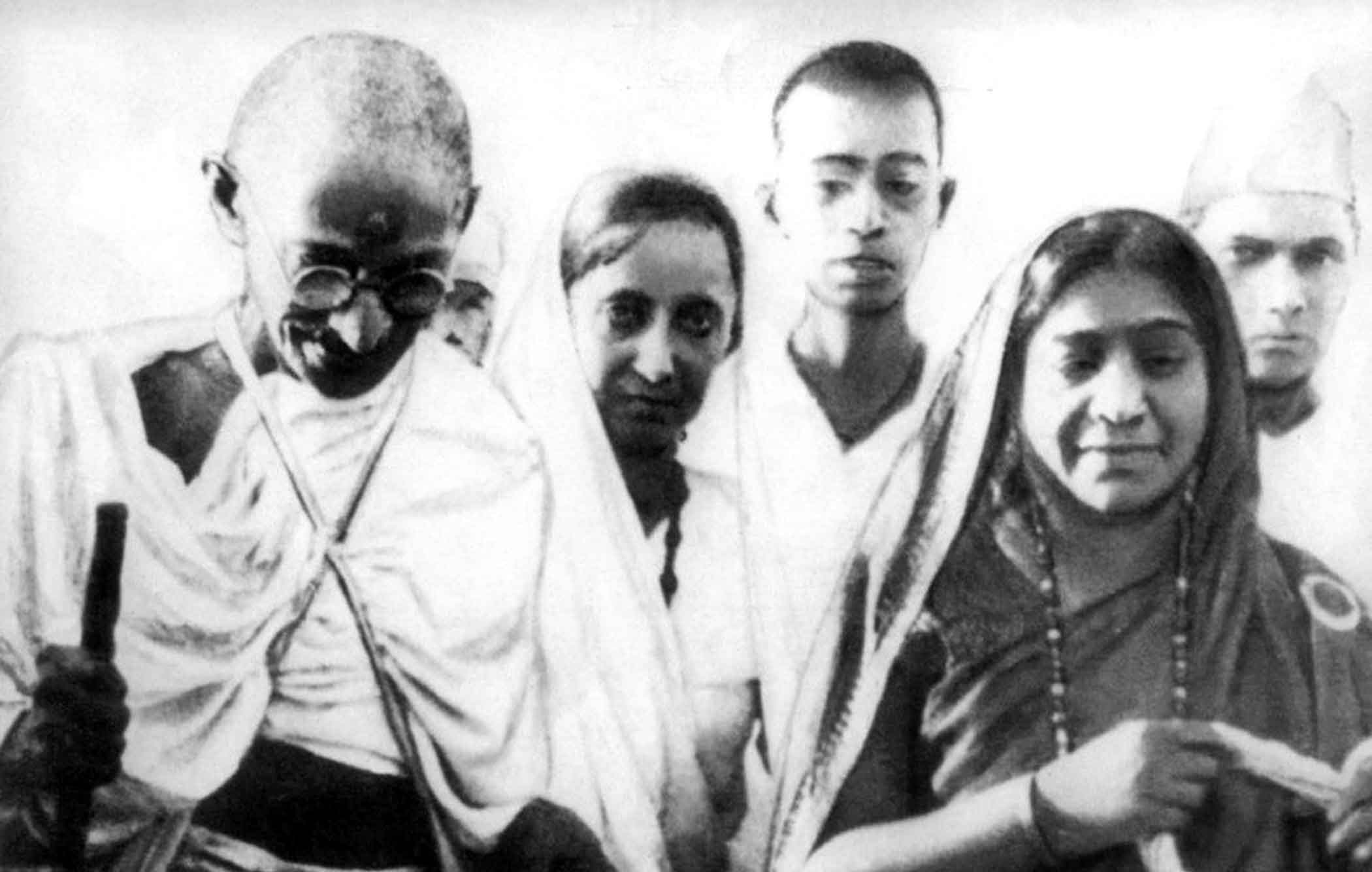 gandhis-salt-march3.jpg