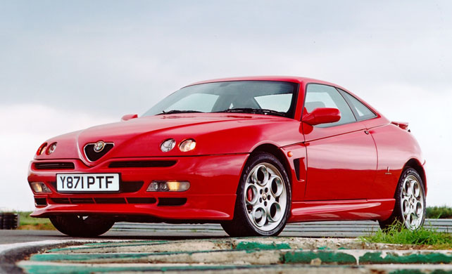 4Alfa-Romeo-GTV.jpg