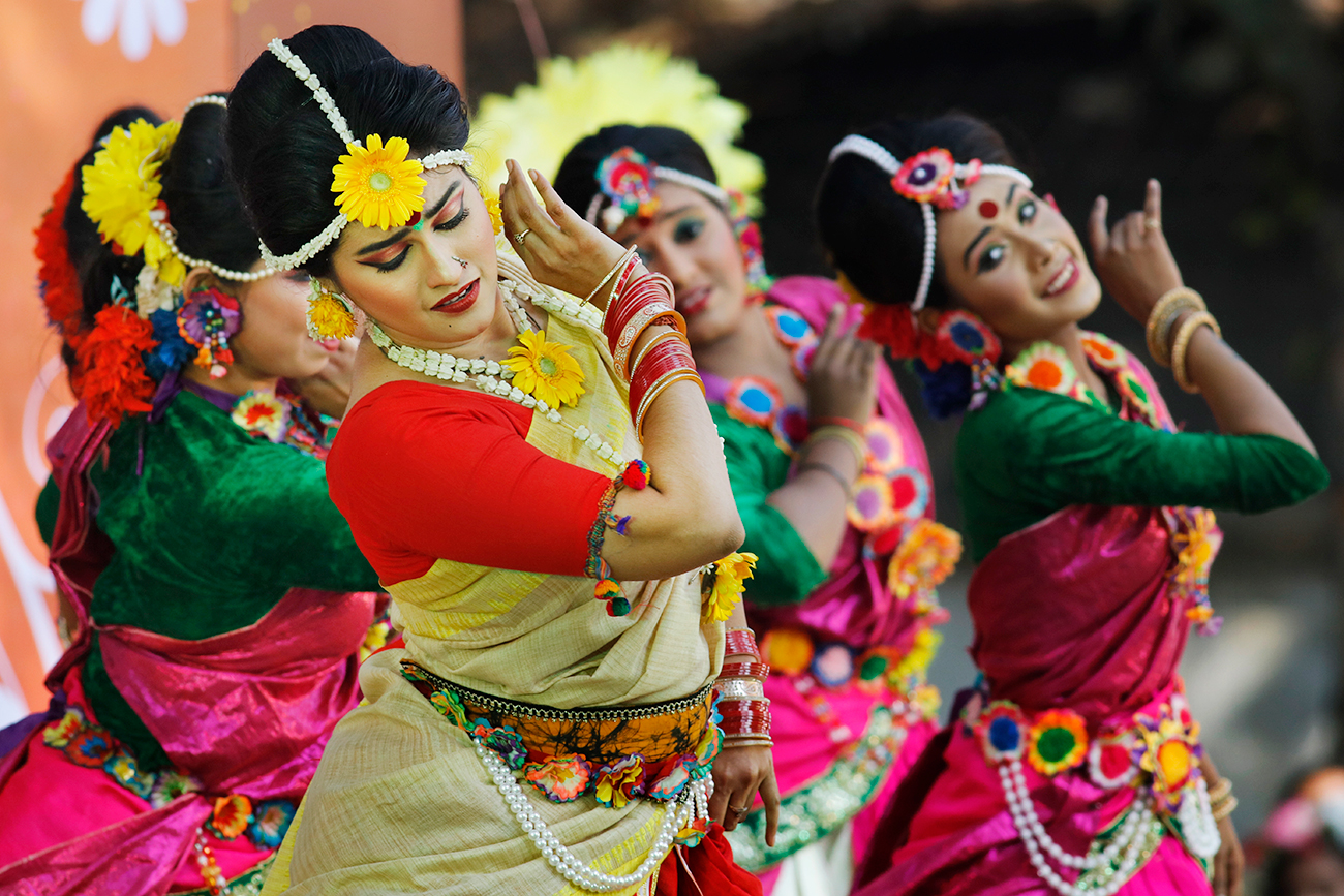 pohela falgun pic
