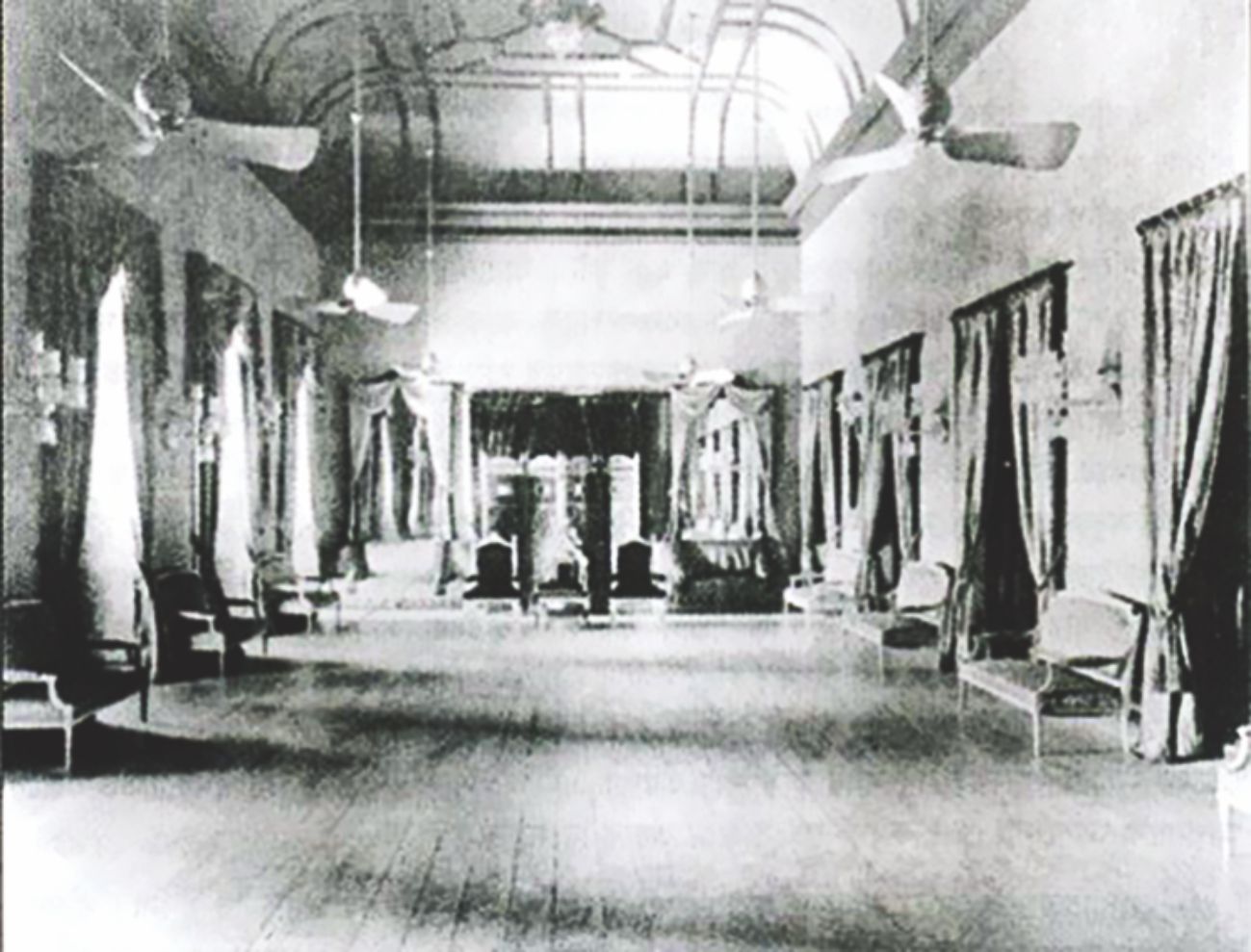 ahsan_manzil_3.jpg