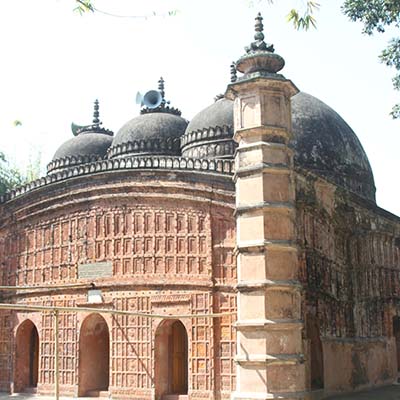 atia_mosque2.jpg