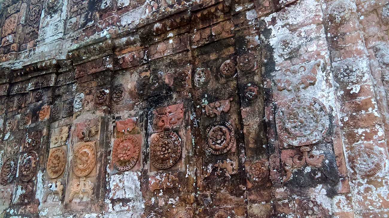 atia_mosque4.jpg