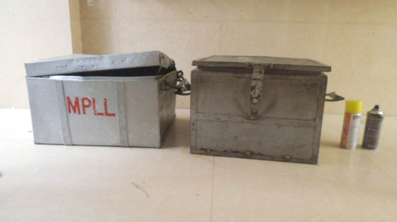 ATM-booth-looted.jpg