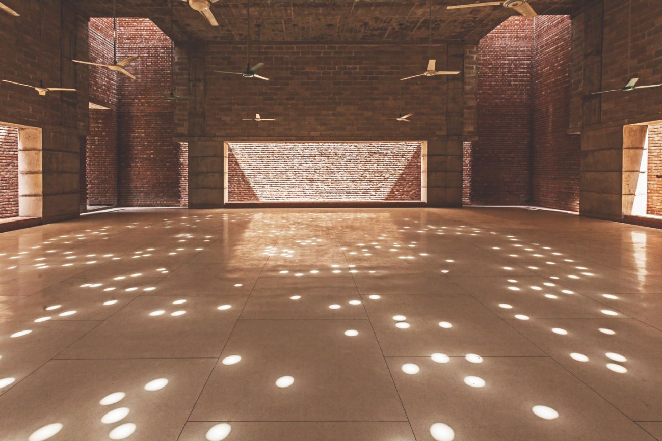 bait_ur_rouf_mosque.jpg
