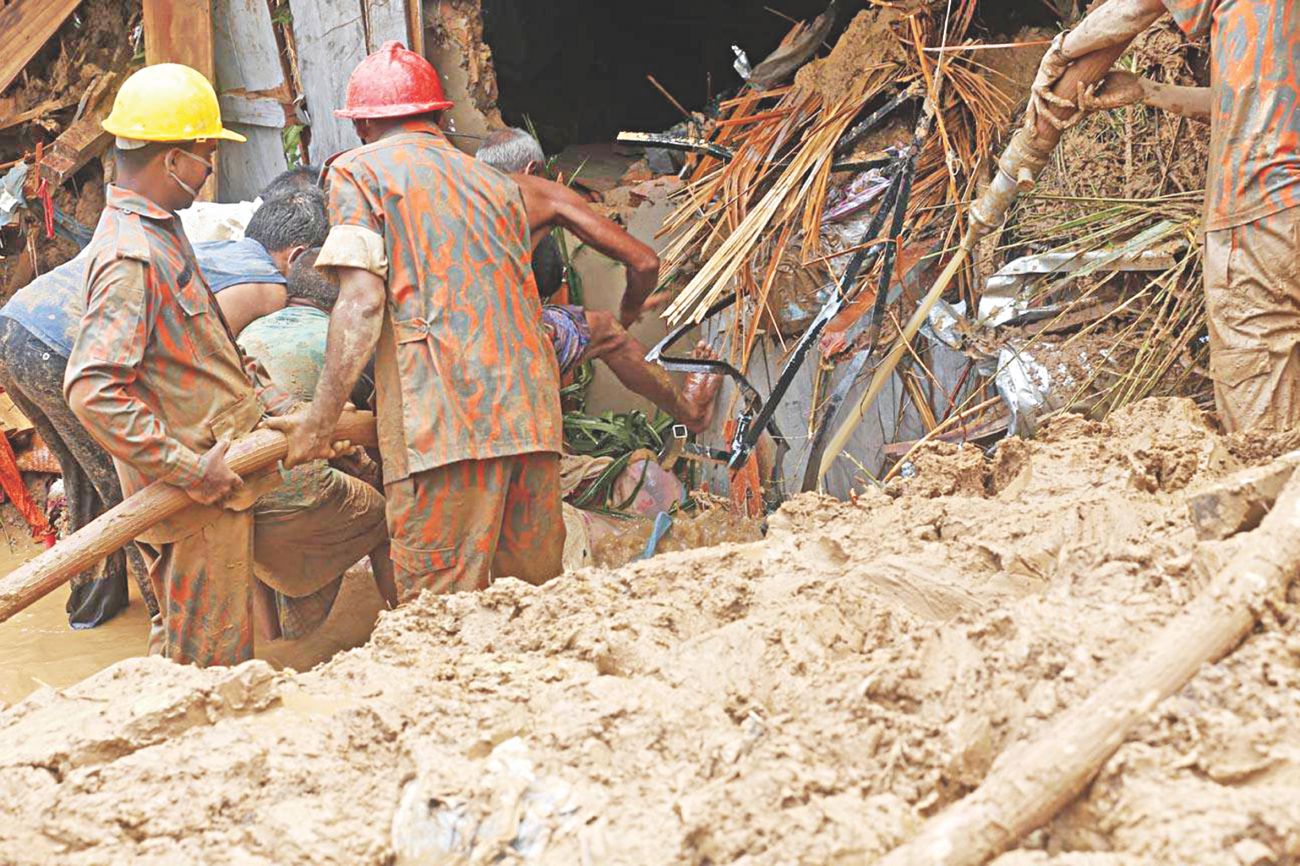 bangladesh_landslide_2.jpg