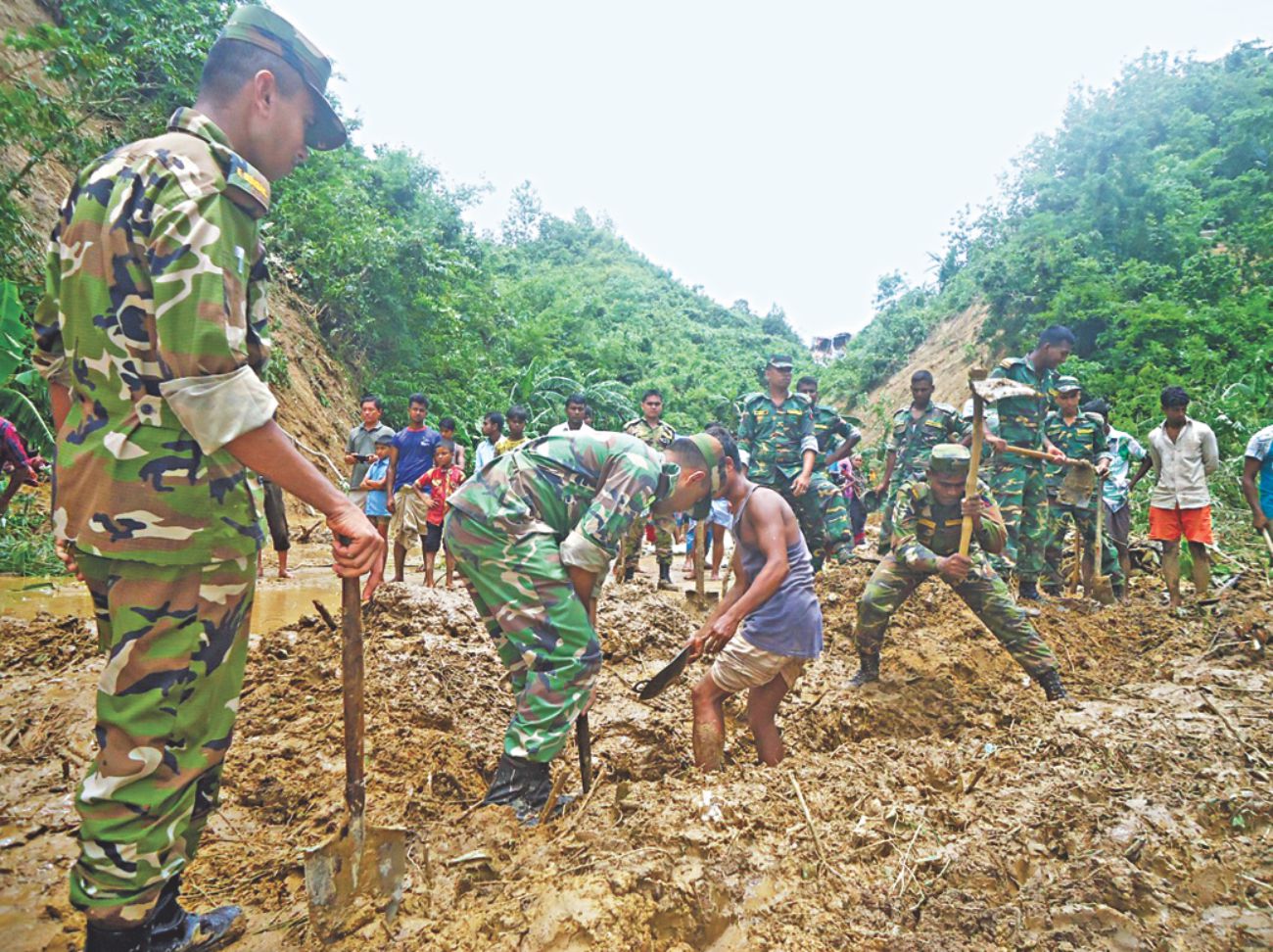 bangladesh_landslide_3.jpg
