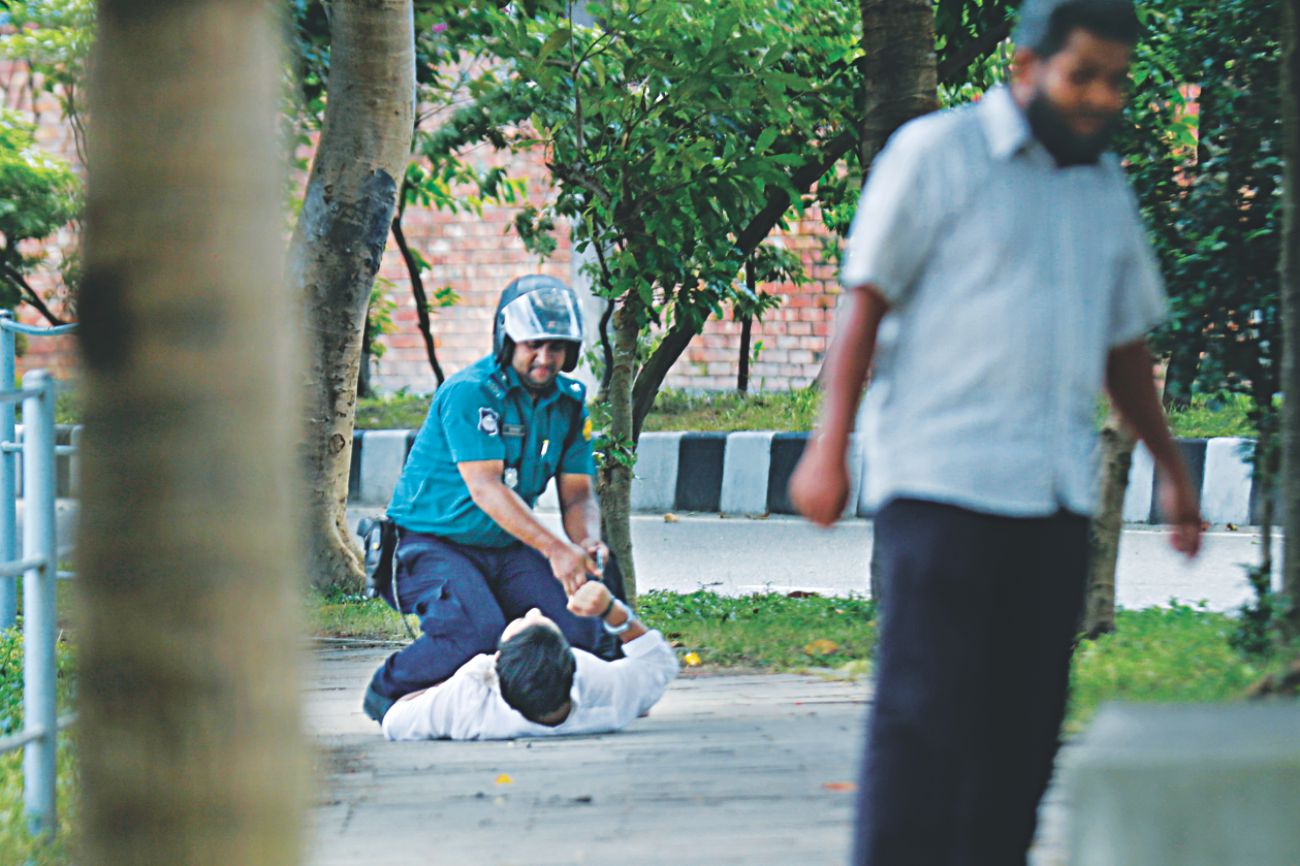 bashundhara_clash_1.jpg