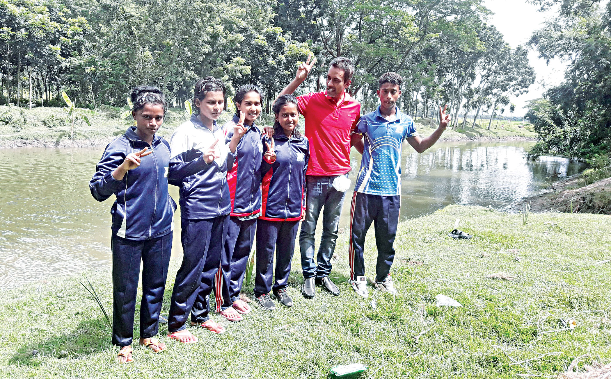 bikoshito-swimming-club-2.jpg