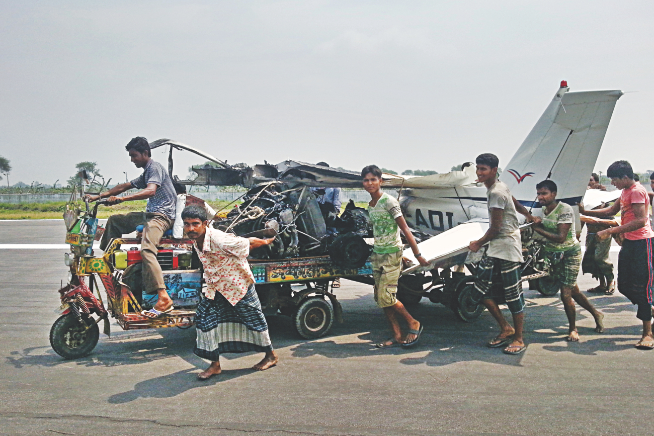 Cessna-152 wreckage.jpg