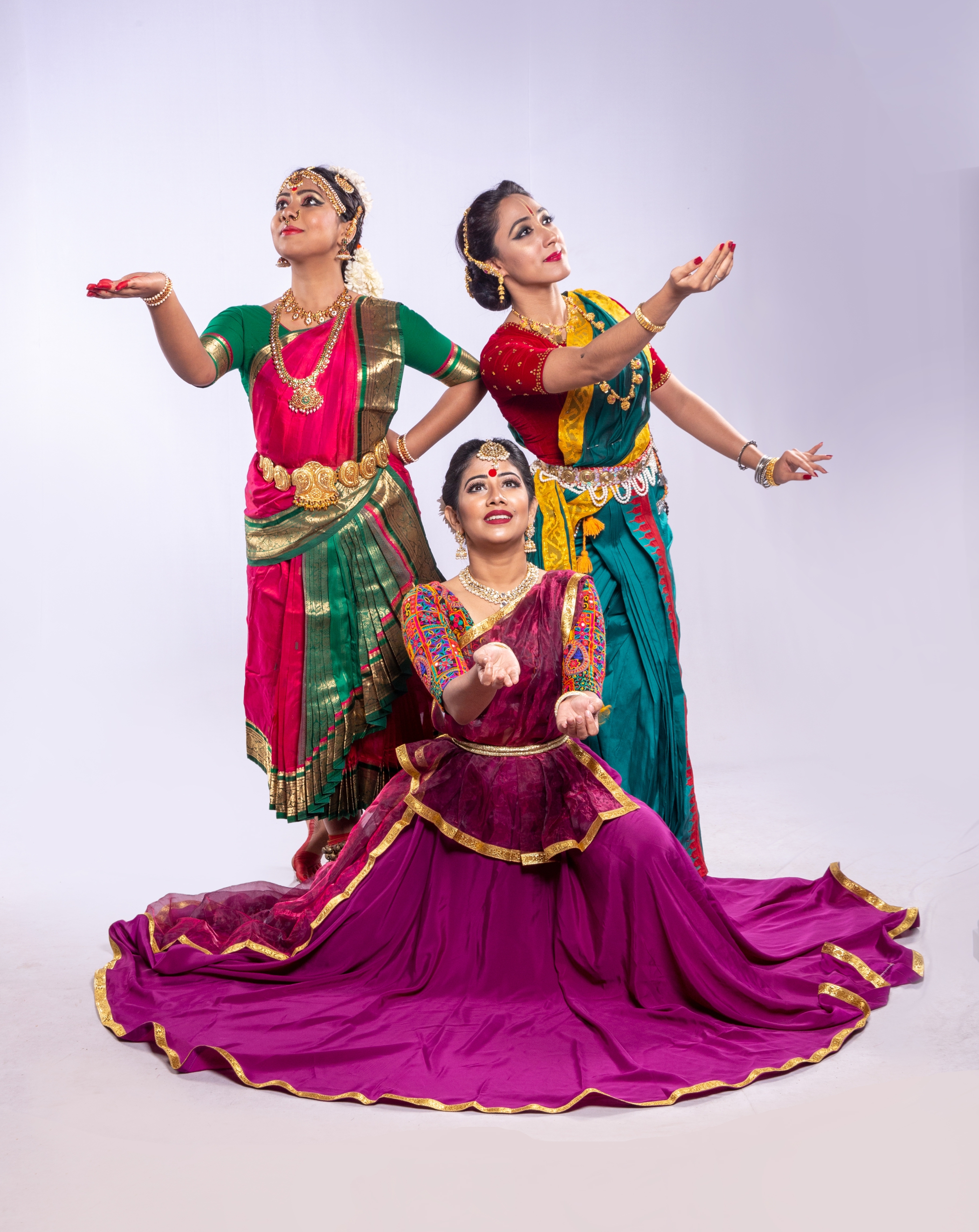 dancing_divas4.jpg