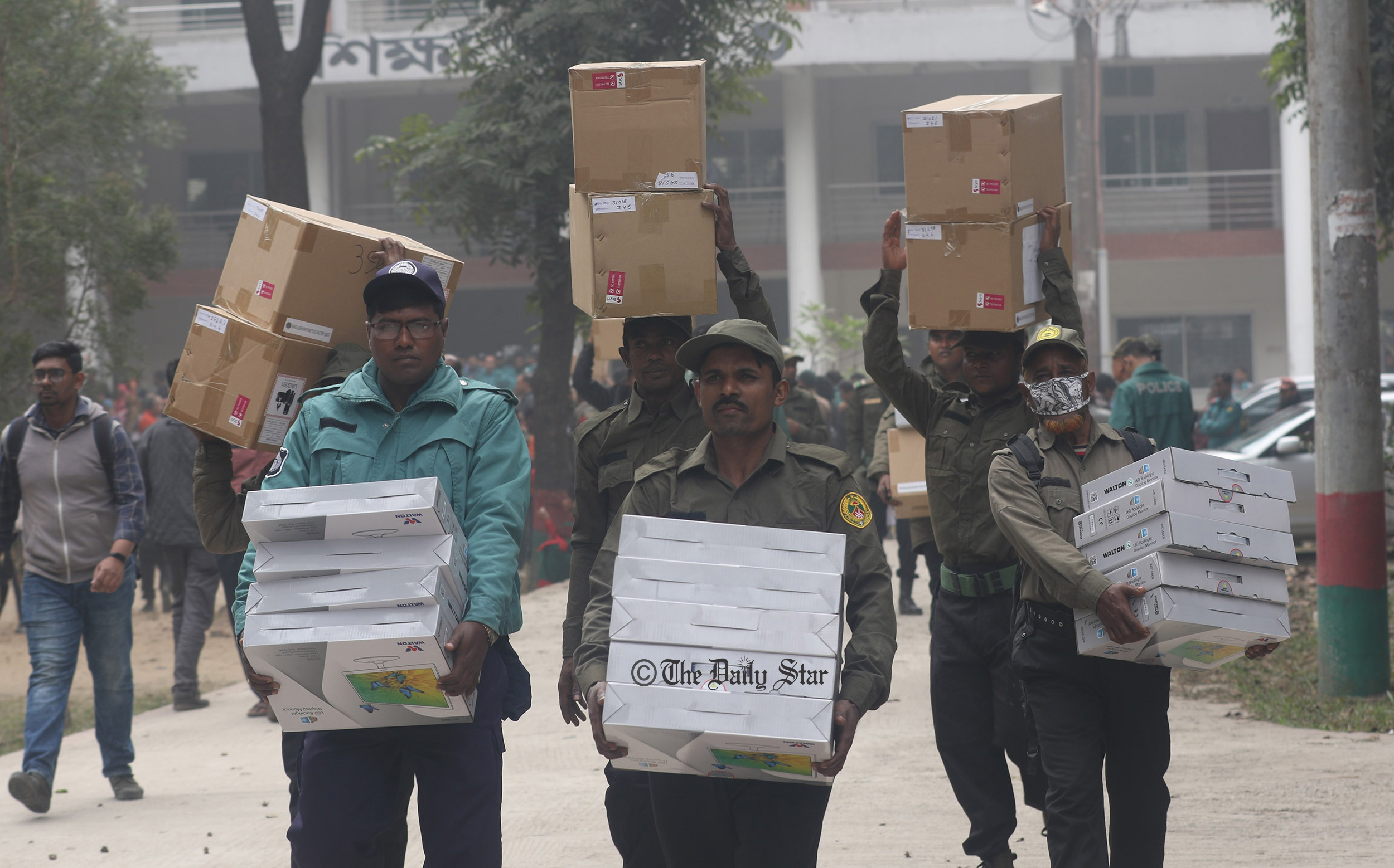 dhaka_city_polls.jpg
