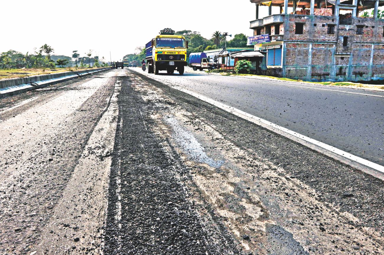 dhaka_ctg_highway_0.jpg