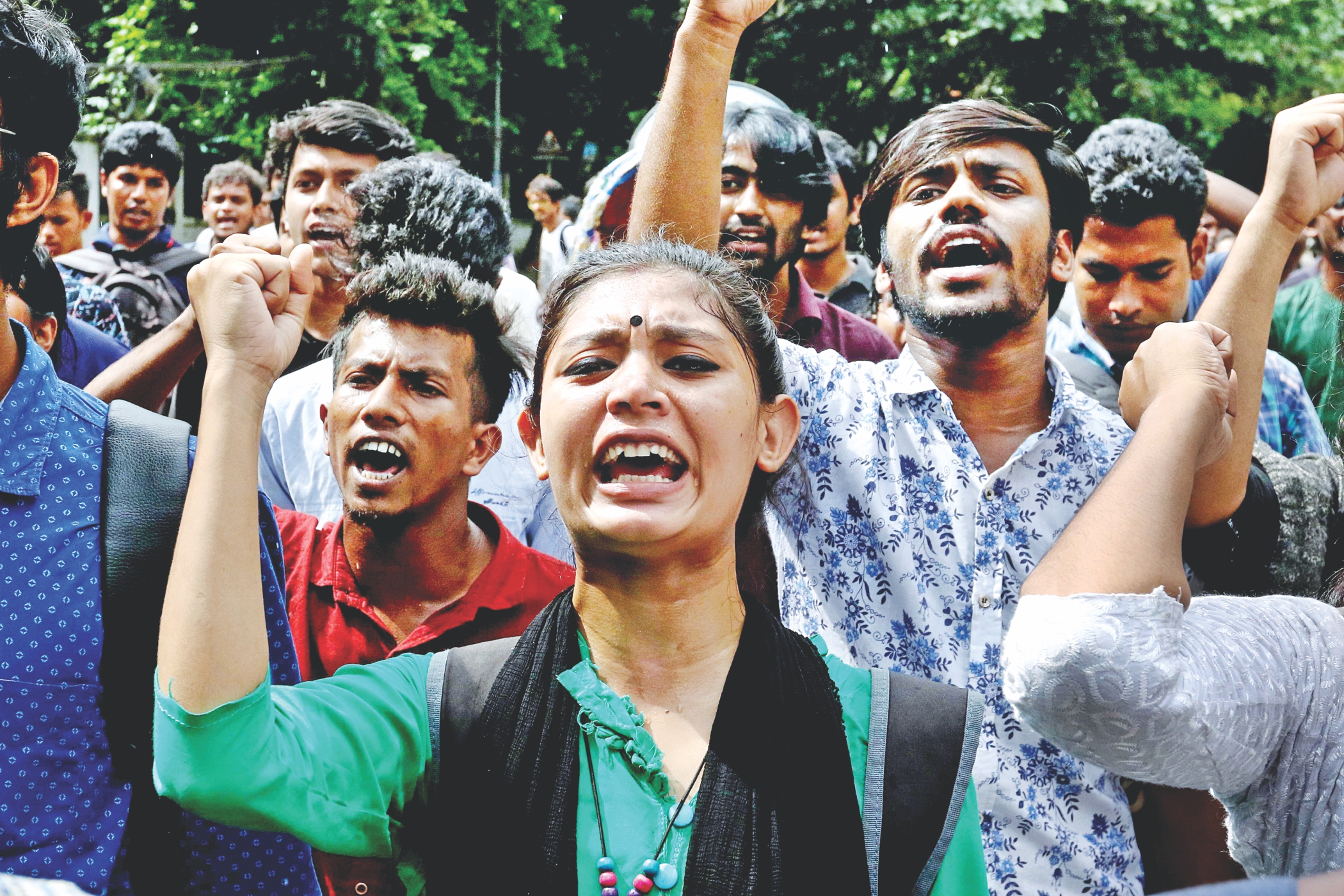 dhaka_university_students1.jpg