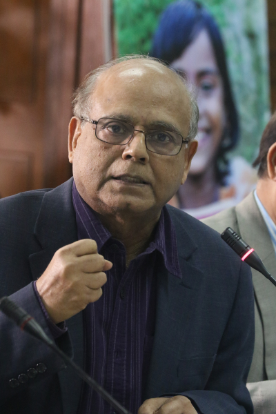 Dr. Manzoor Ahmed,.jpg