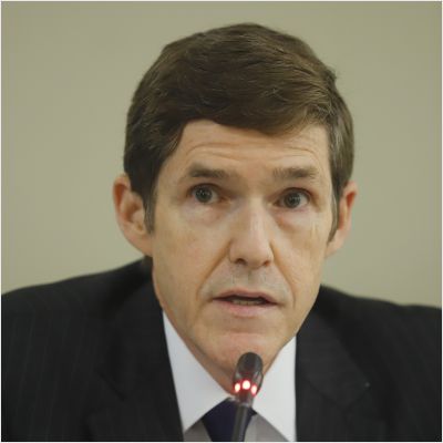 earl_r._miller.jpg