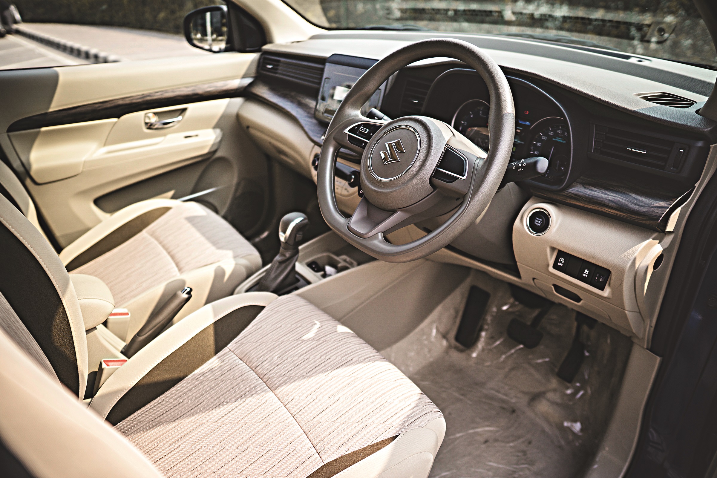 ertiga3.jpg