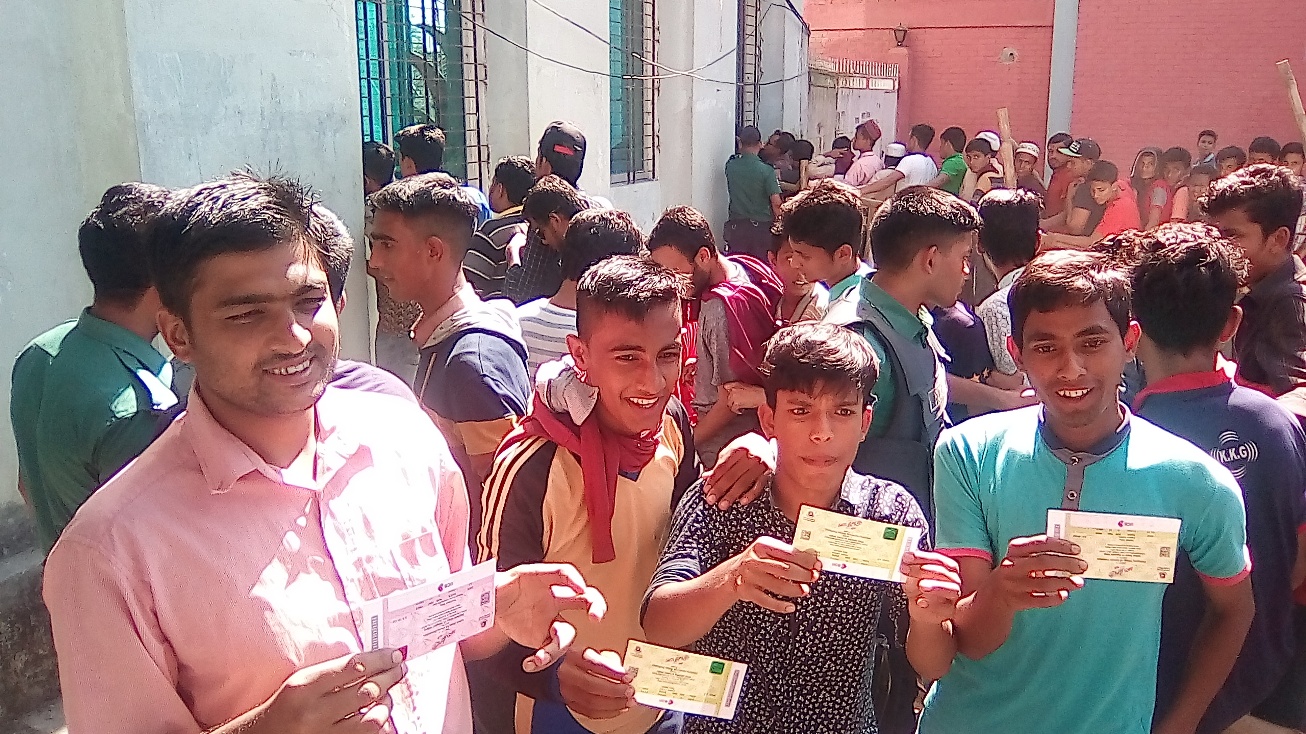 fans bpl tickets.jpg