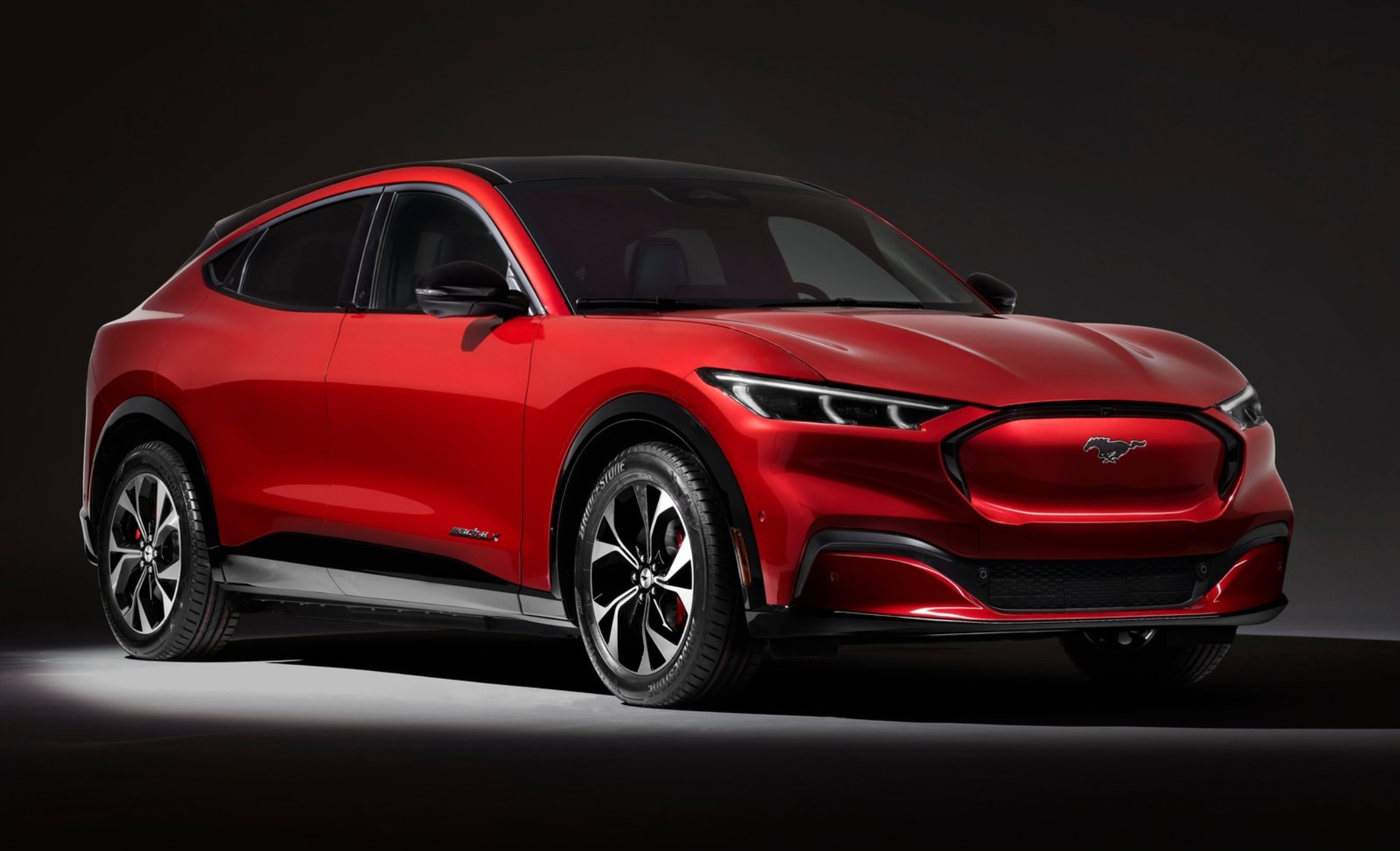 ford_mustang_mach-e.jpg