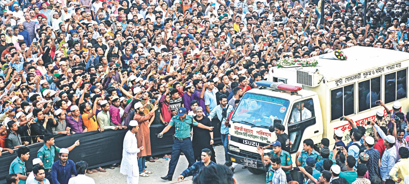 Rock legend Ayub Bachchu's fans