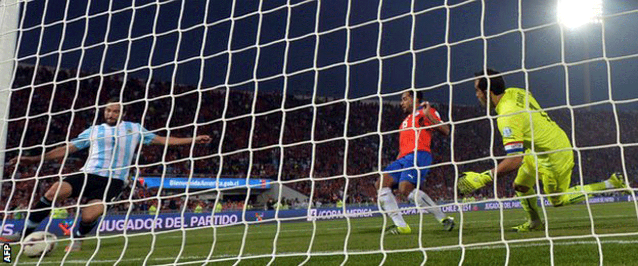 Higuain-1.gif