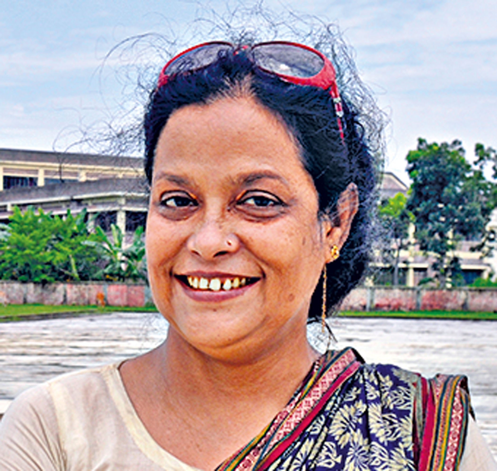 hosne-ara-hasi_0.jpg