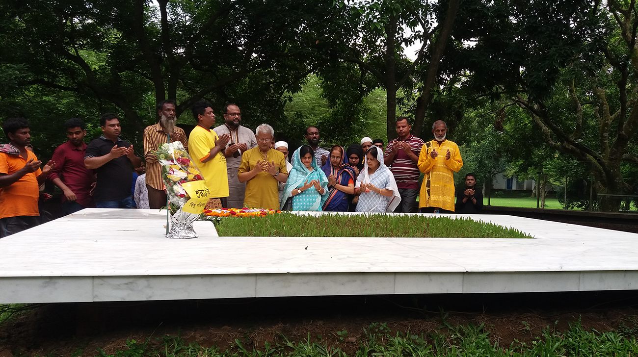 humayun-ahmed-2.jpg
