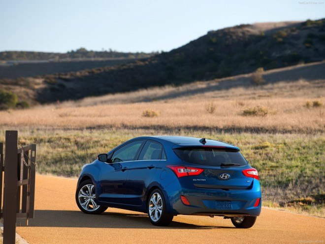 Hyundai Elantra GT 2.jpg