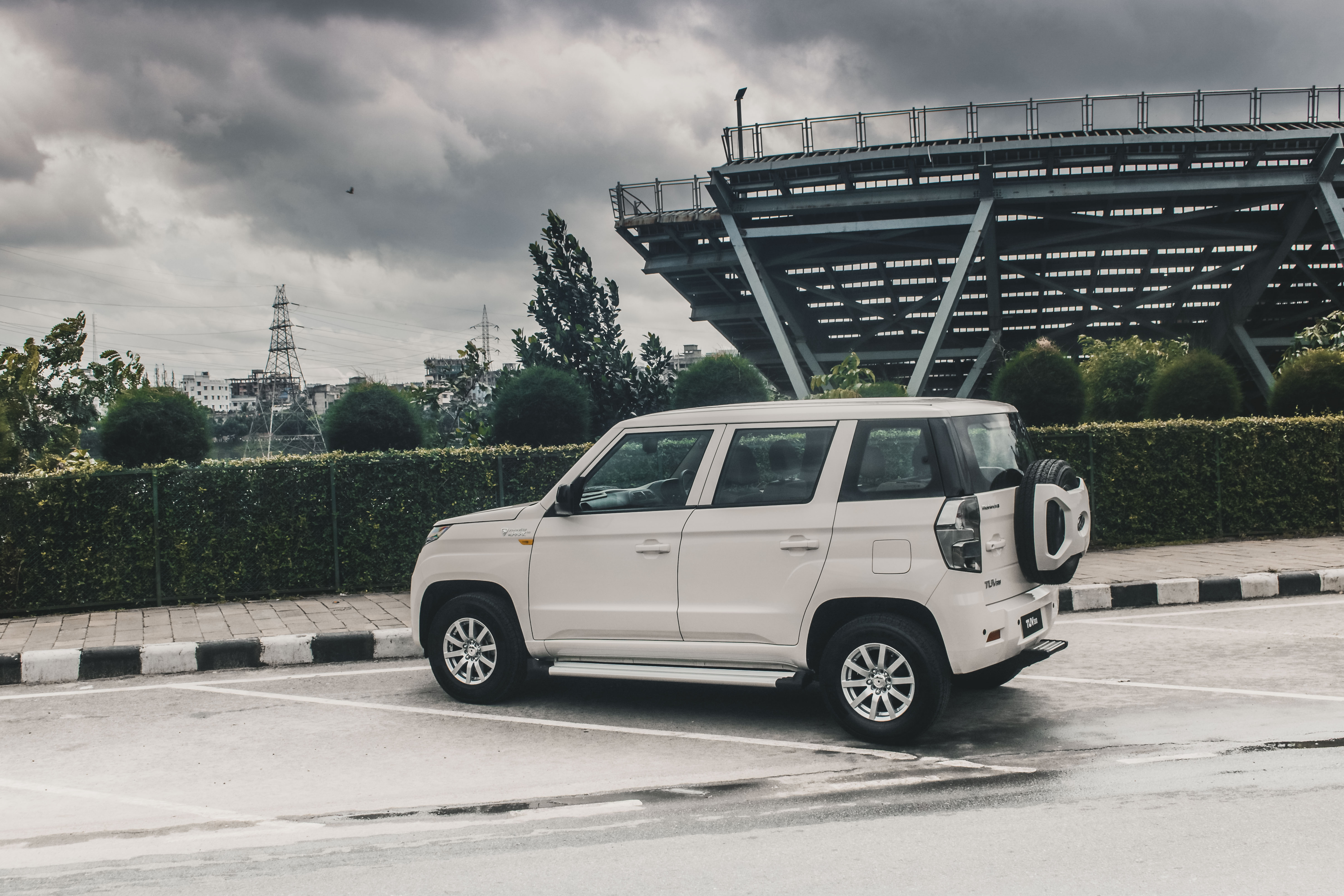 TUV 300 rear three q.jpg