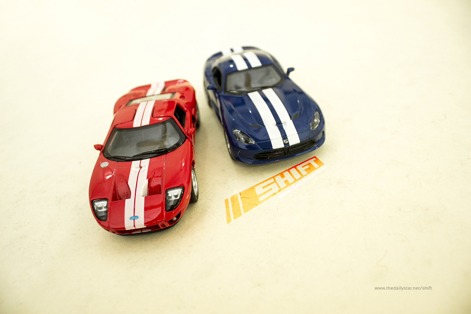 Ford GT and Viper by Kinsmart
