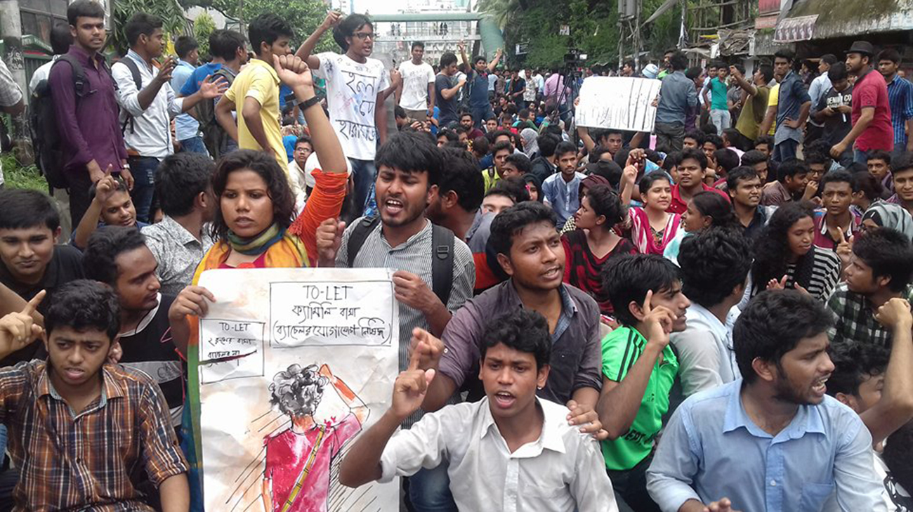 JNU-students-rafiWB.jpg