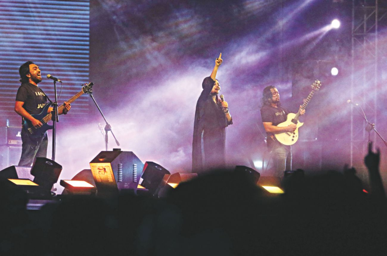 joy_bangla_concert2.jpg