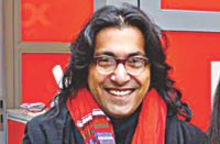 kamar_ahmad_simon_0.jpg