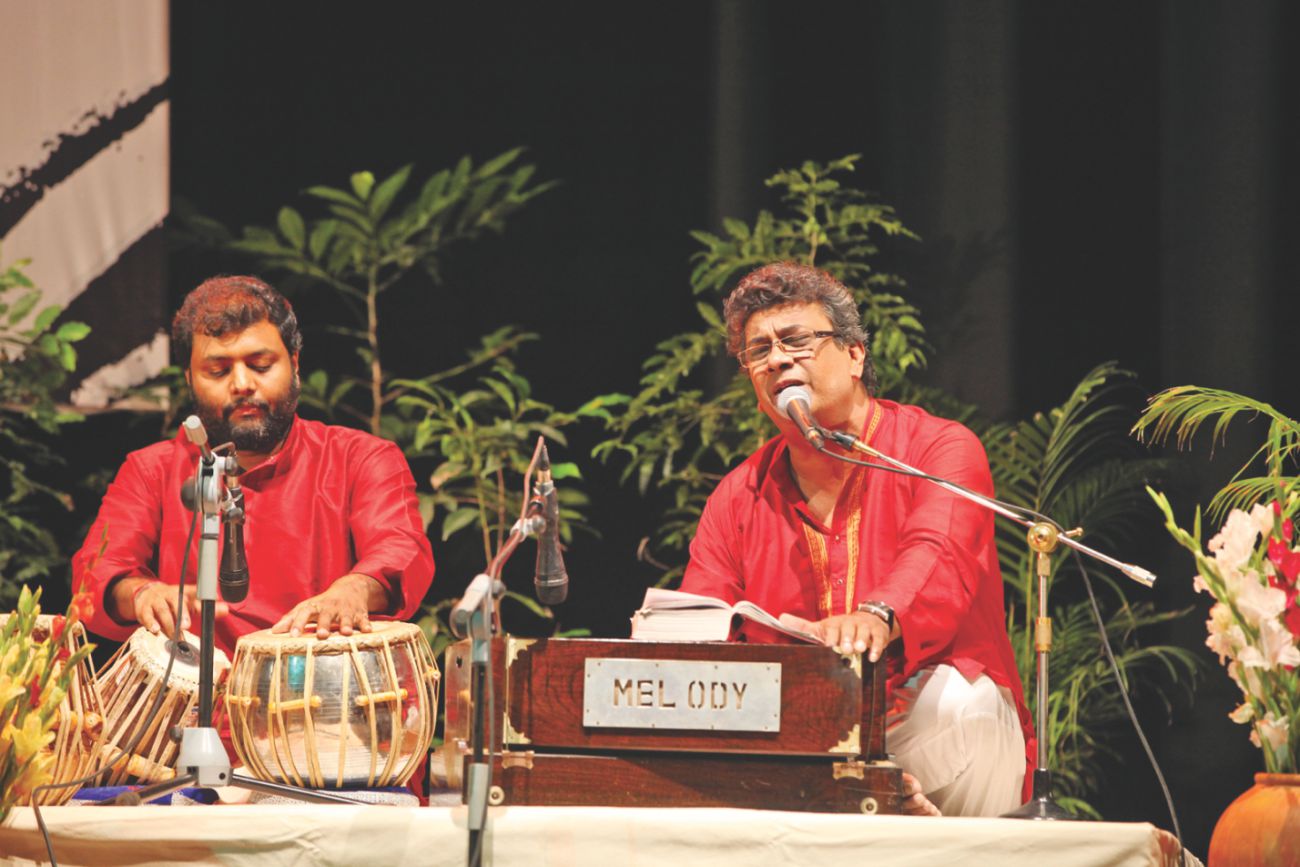 Khairul Anam Shakil sings a solo at the festival
