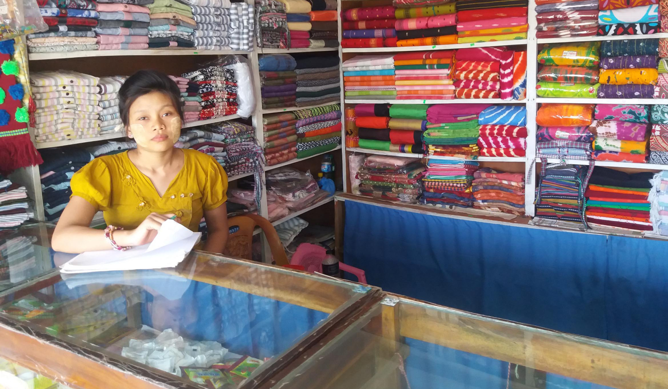 kuakata_rakhine_mohila_market_2.jpg
