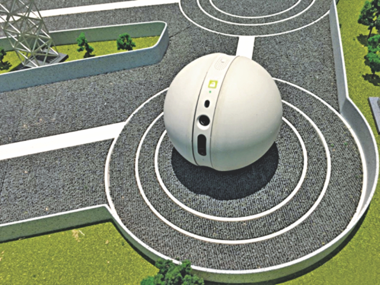 LG Rolling Bot.jpg