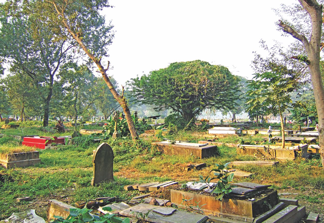 lower_circular_road_cemetery_kolkata.jpg