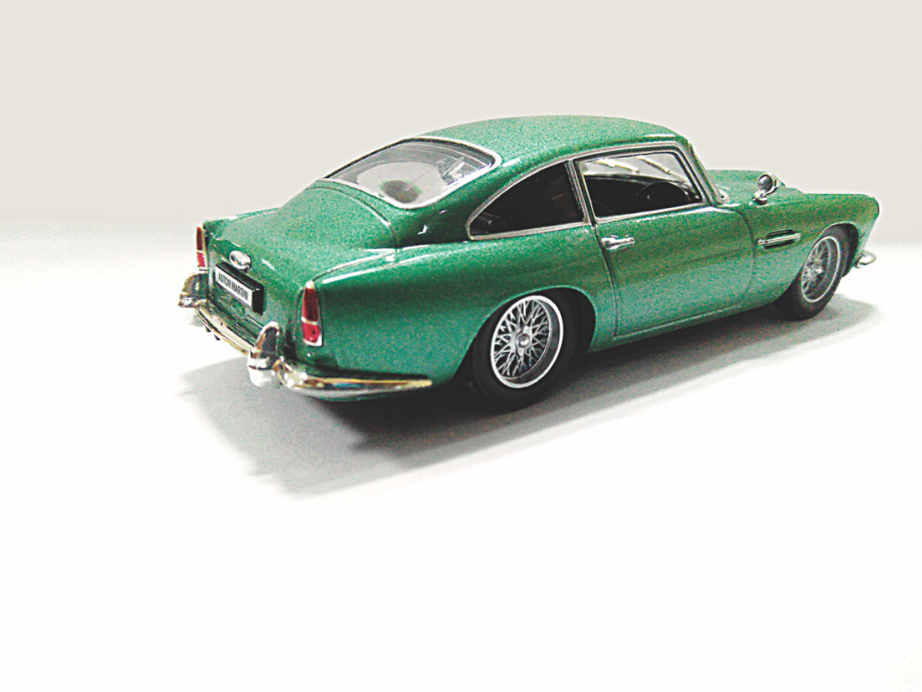 mARTIN DB4 2.jpg