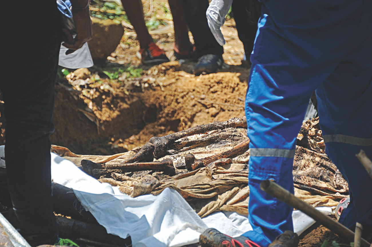 mass grave thailand 1.jpg