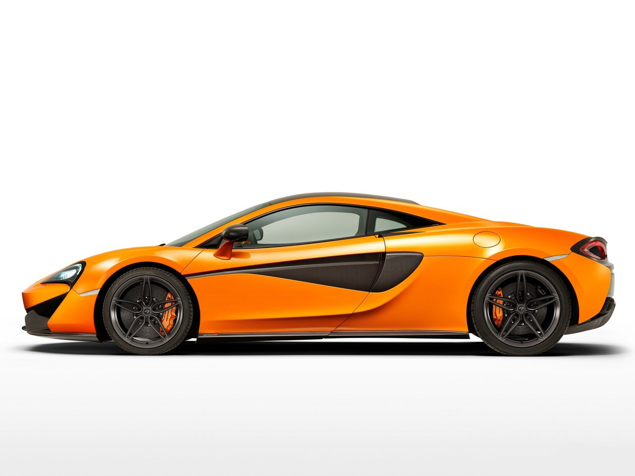 McLaren-570S_Coupe_2016_02.jpg