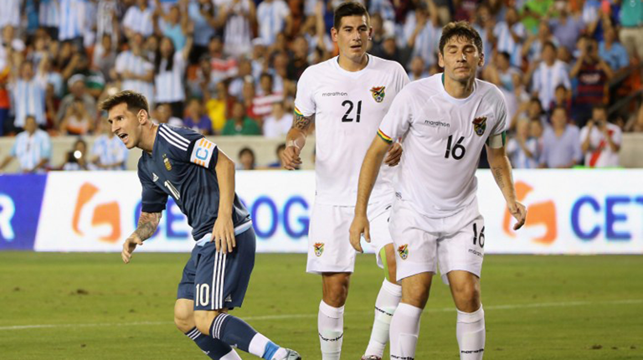 Messi-cel.jpg-NS.jpg