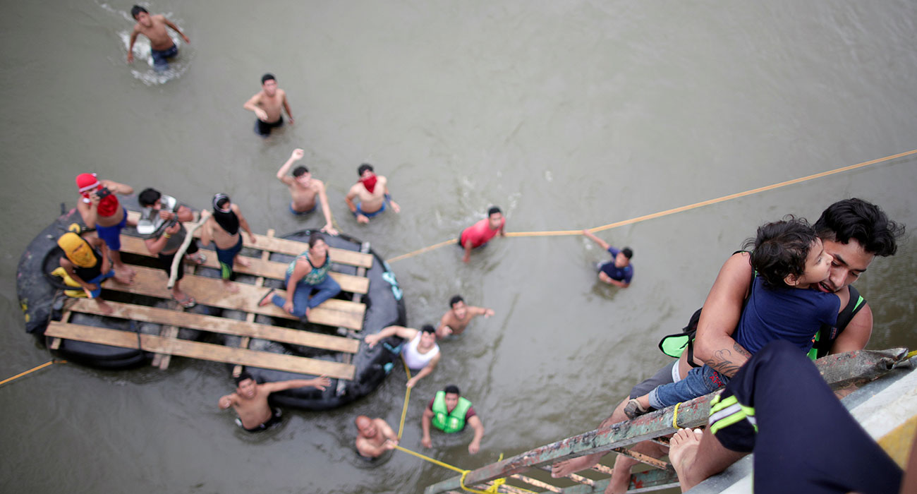 mexico-border.jpg