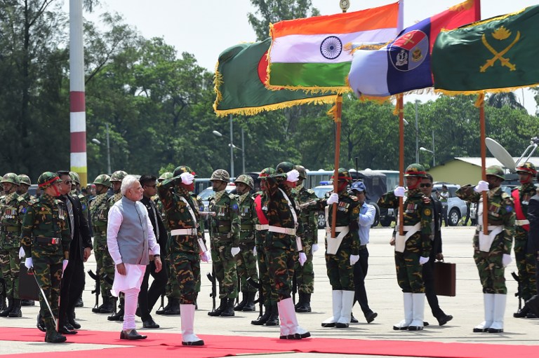 modi-airpot-afp.jpg