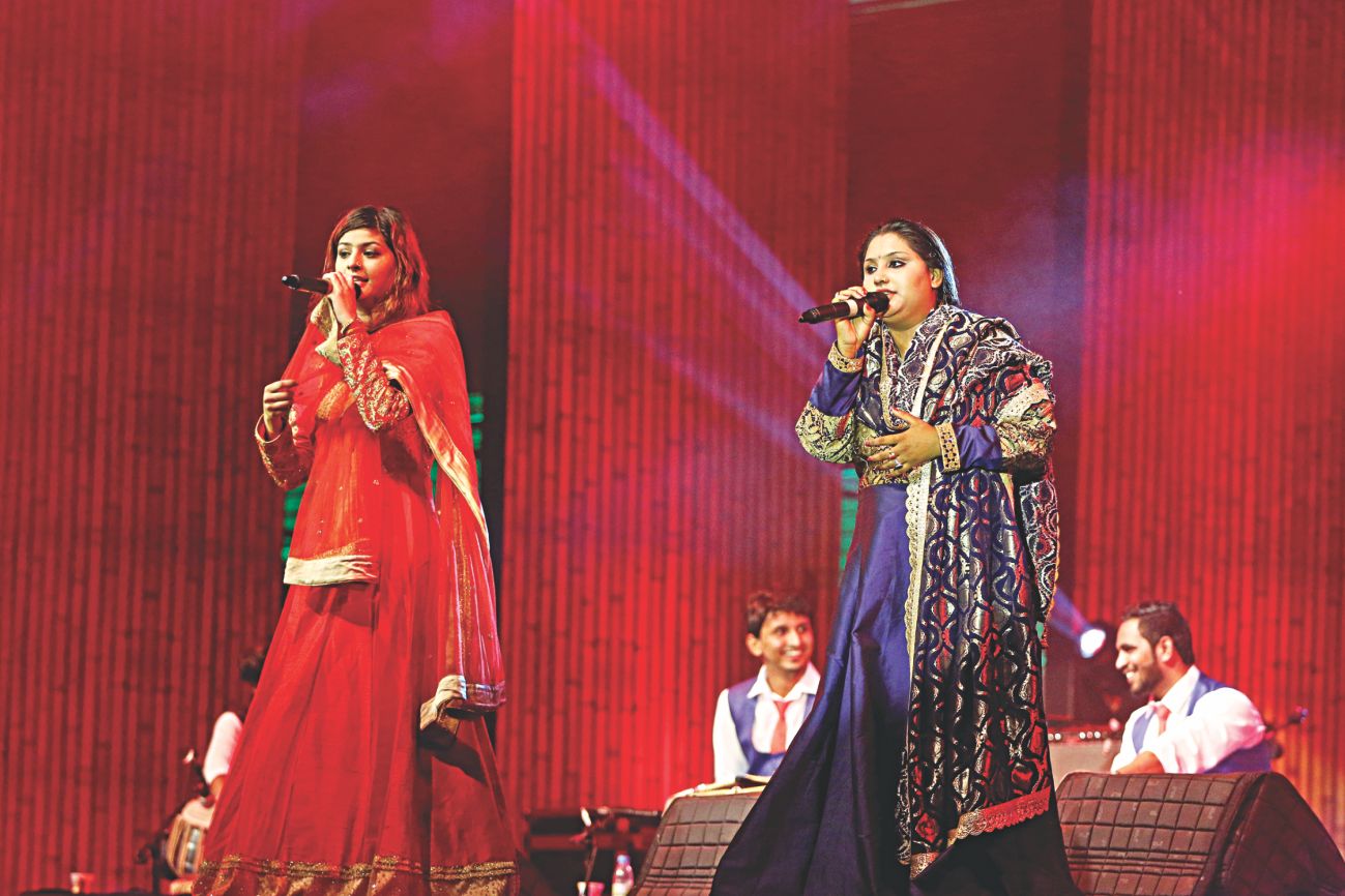 Nooran Sisters