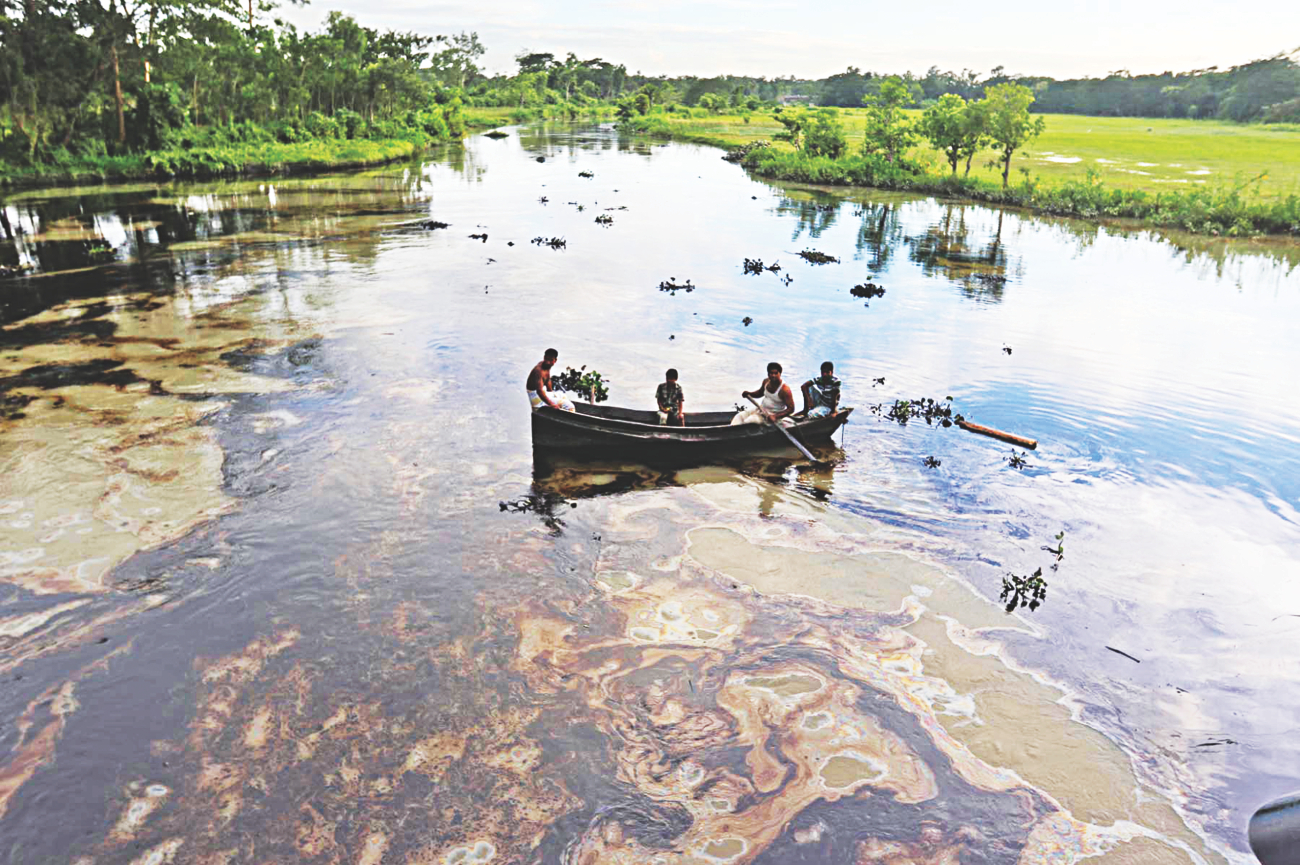oil spread canel 1.jpg