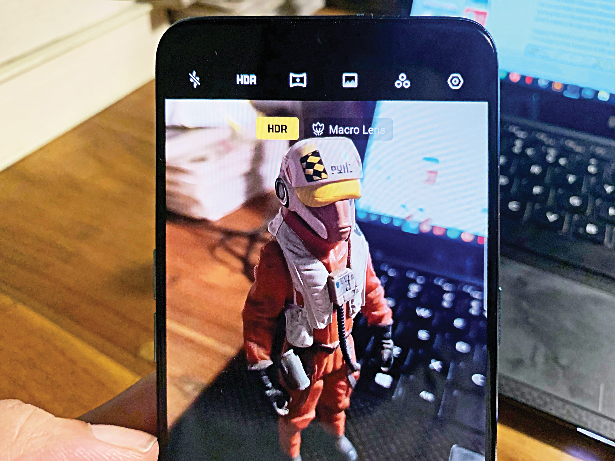 oppo1.jpg
