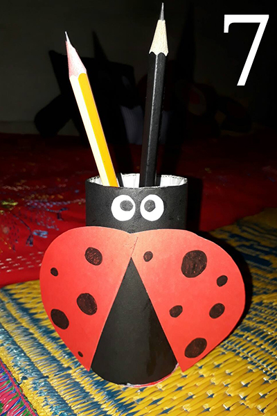 pen-stand.jpg