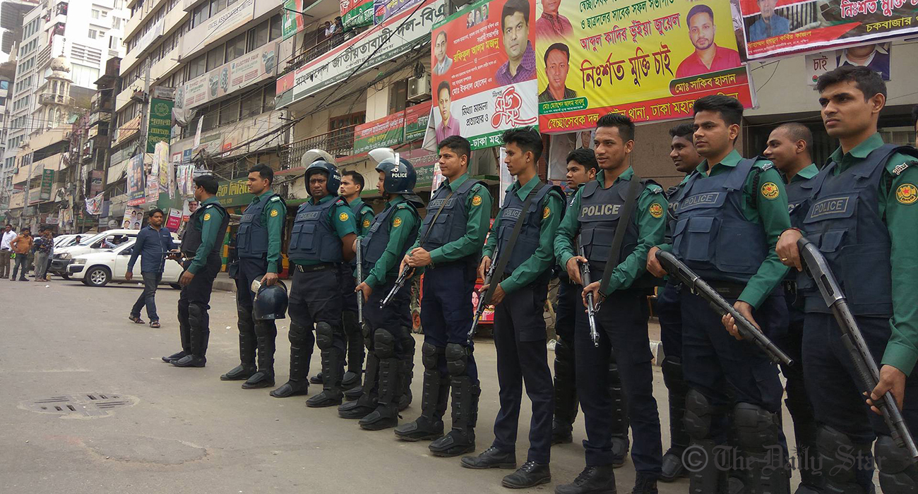 police-bnp-office-prabir-web.jpg