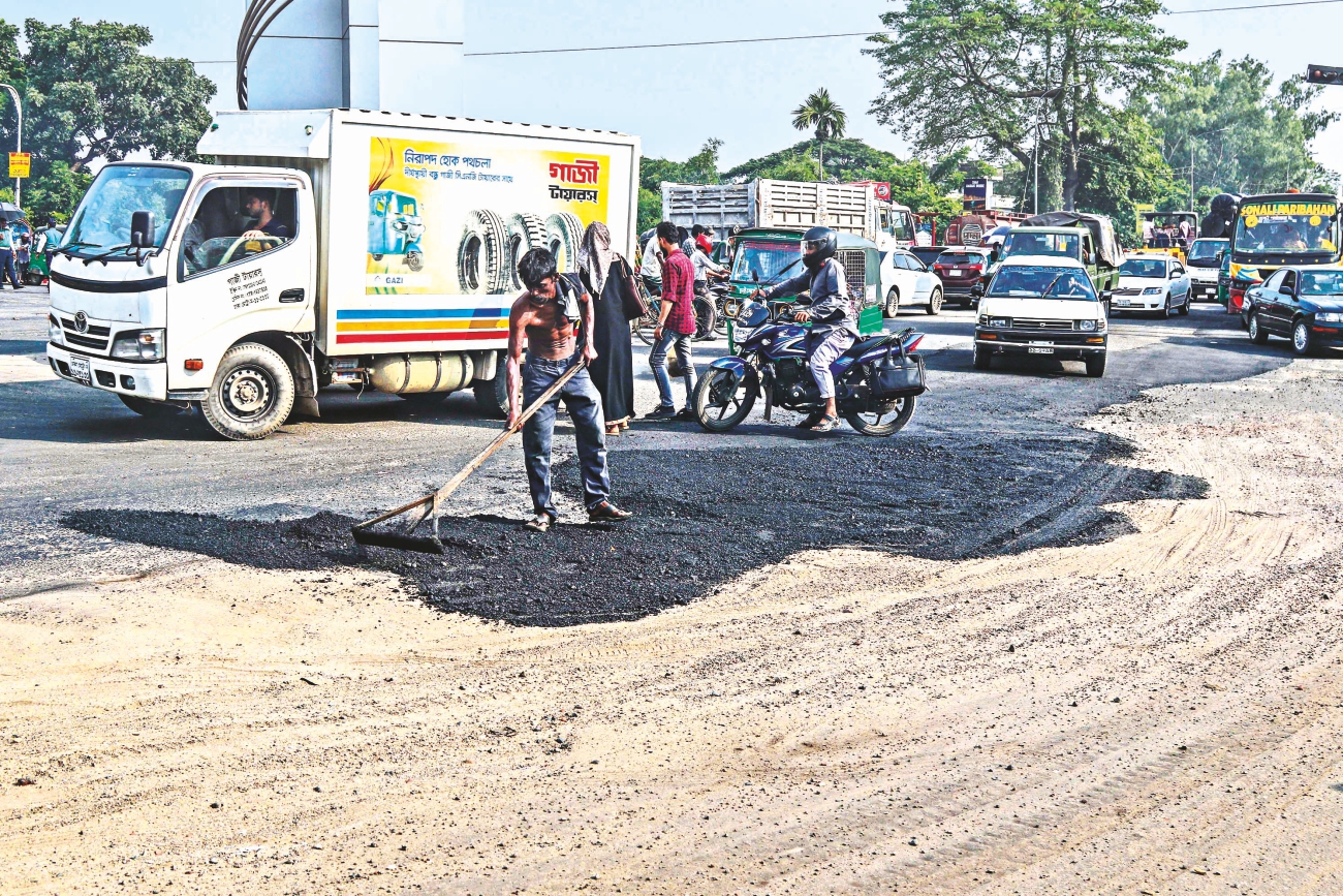 port_city_roads_damaged_2.jpg