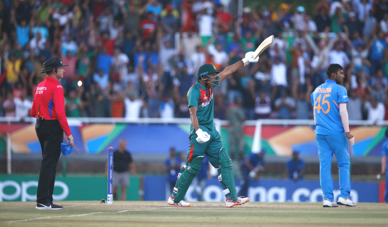 rakibul_after_winning_runs.jpg